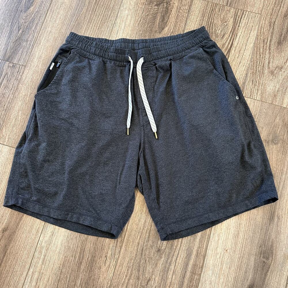 Vuori V344 Men’s Ponto Performance Charcoal Gray Shorts, Sz M